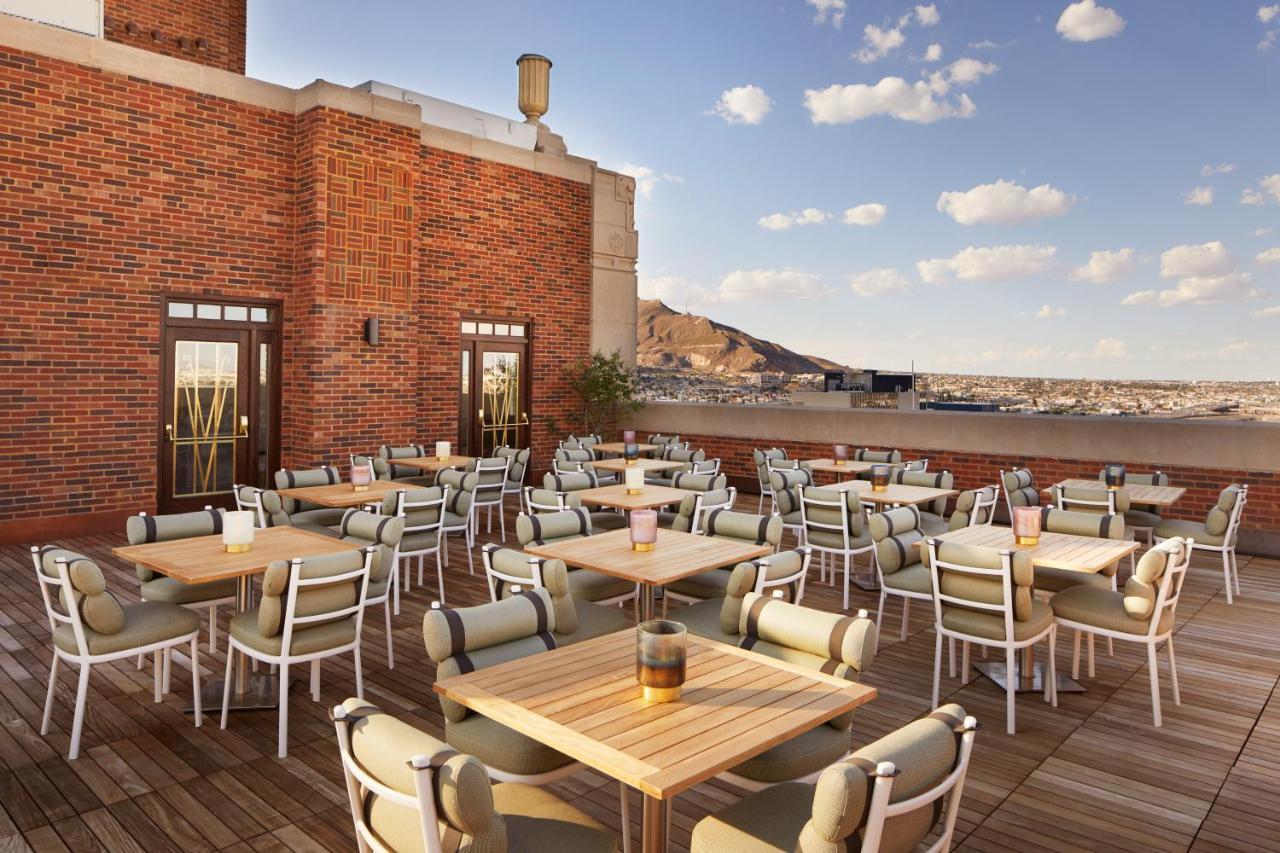 The Plaza Hotel Pioneer Park Ел Пасо Екстериор снимка The rooftop bar at the Hotel