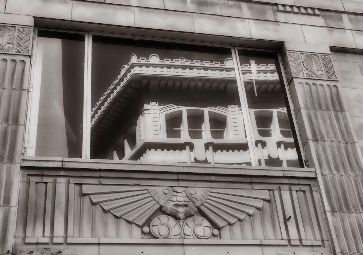 The Plaza Hotel Pioneer Park Ел Пасо Екстериор снимка Detail of the facade
